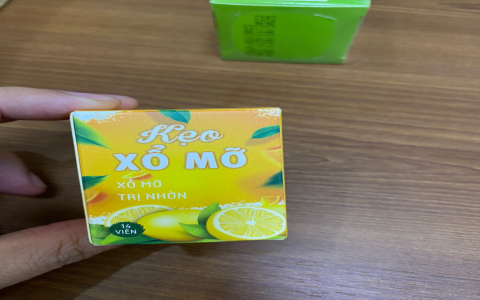 Kẹo xổ mỡ có dấu hiệu giả mạo, mạo danh địa chỉ nguồn gốc xuất xứ từ công ty Vesco